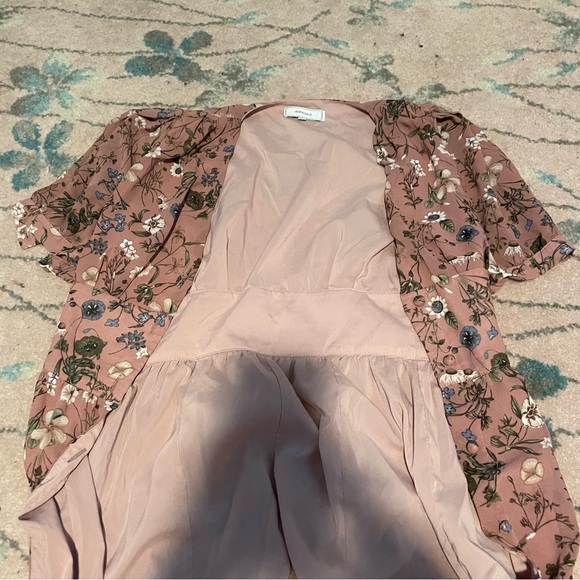 RIHOAS Jackets & Blazers - Rihoas Pink and multi-coloured floral cover up with a flattering fit